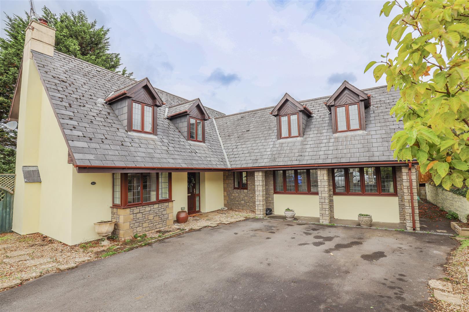 14 Great House Meadow, Llantwit Major, Vale Of Glamorgan CF61 1SU